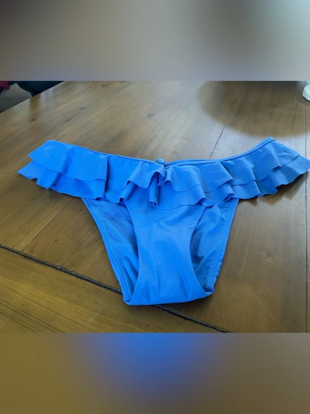 aerie bright blue